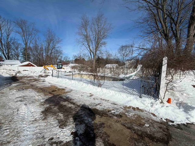 38 Bell Street, Nashua, NH 03064