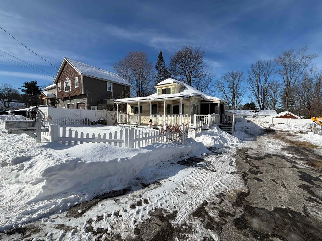 38 Bell Street, Nashua, NH 03064