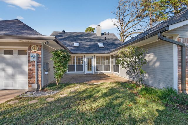 10012 Commander Drive, Shreveport, LA 71106