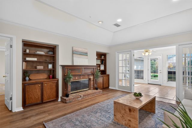 10012 Commander Drive, Shreveport, LA 71106