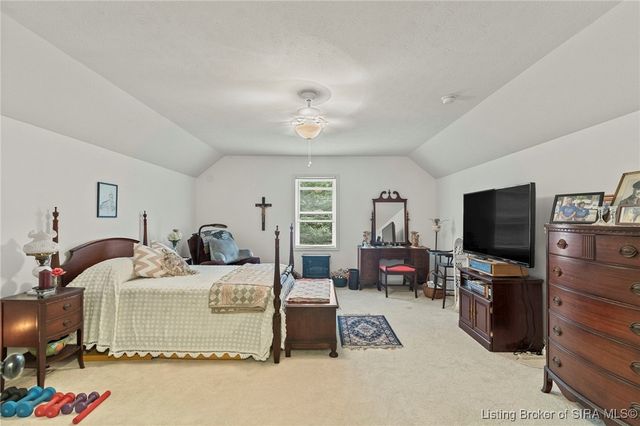 9609 Wolf Creek Road, Lexington, IN 47138