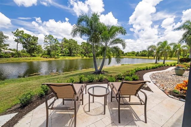 7215 CHATSWORTH COURT, Bradenton, FL 34201