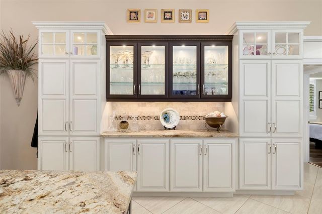 7215 CHATSWORTH COURT, Bradenton, FL 34201