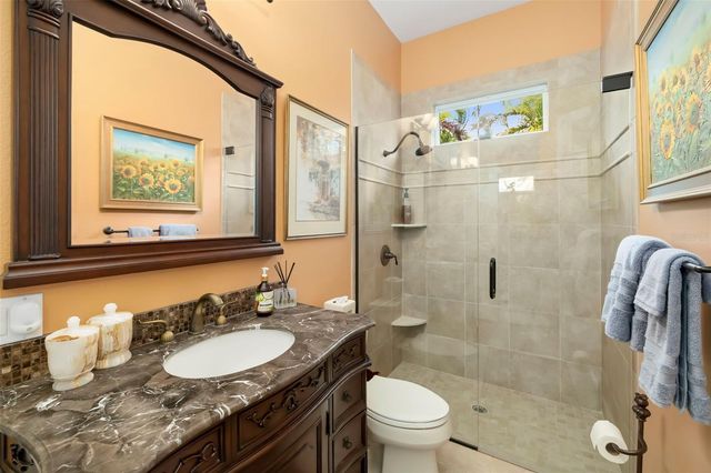 7215 CHATSWORTH COURT, Bradenton, FL 34201