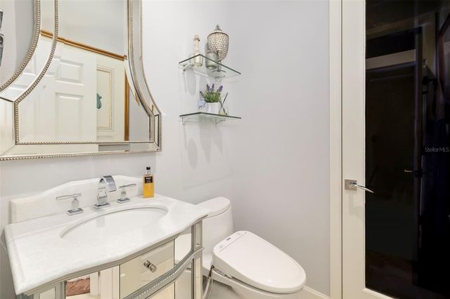7215 CHATSWORTH COURT, Bradenton, FL 34201