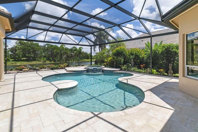 7215 CHATSWORTH COURT, Bradenton, FL 34201