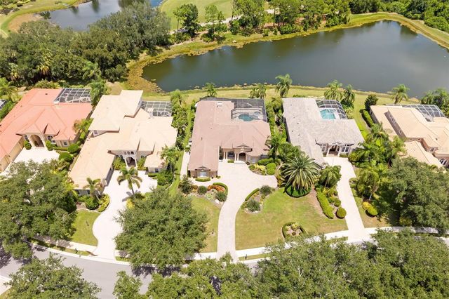 7215 CHATSWORTH COURT, Bradenton, FL 34201