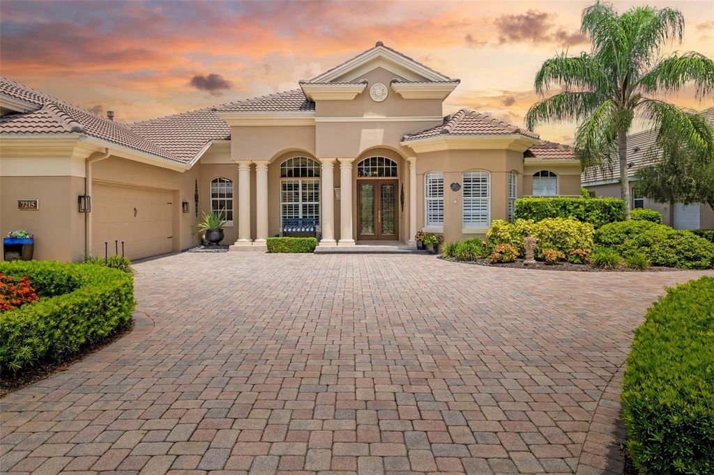 7215 CHATSWORTH COURT, Bradenton, FL 34201