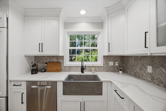 5 Pine Valley Court, Spartanburg, SC 29376