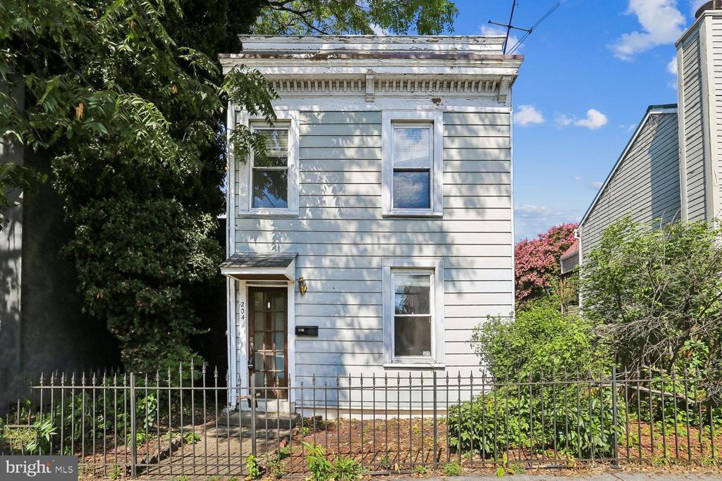 204 N PAYNE ST N, Alexandria, VA 22314