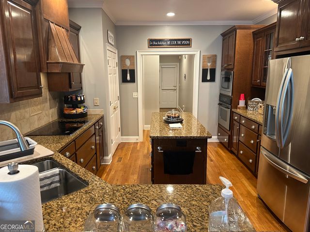 205 River Oaks Drive, Lagrange, GA 30240