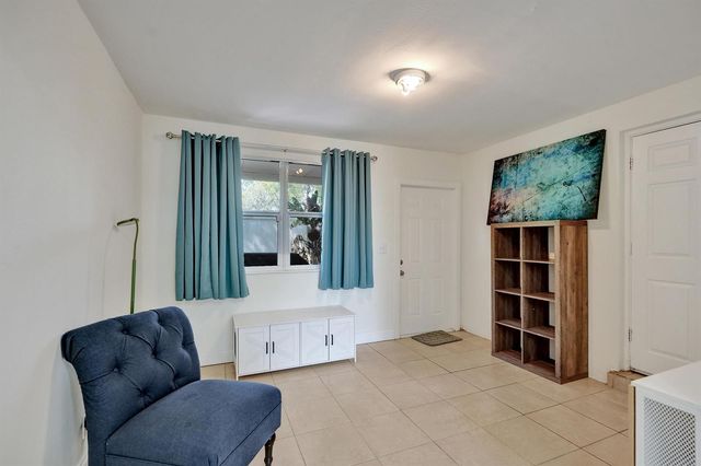 2461 NE 20th Avenue, Lighthouse Point, FL 33064