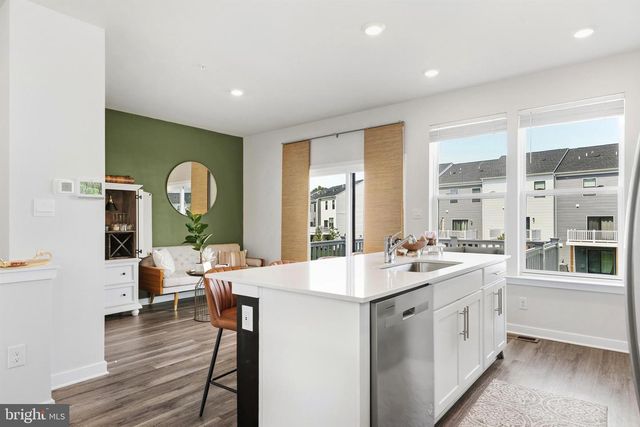 369 SOFT RUSH LN, La Plata, MD 20646