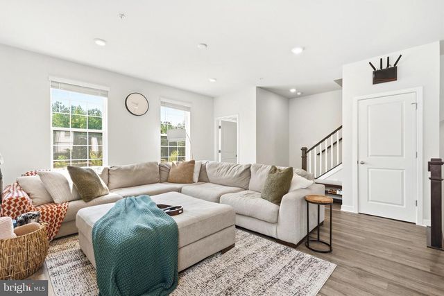 369 SOFT RUSH LN, La Plata, MD 20646