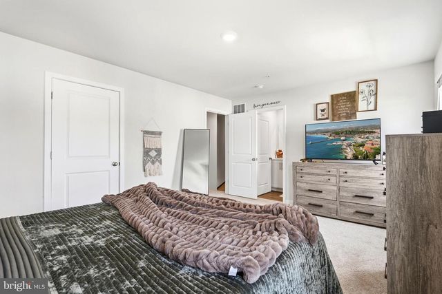 369 SOFT RUSH LN, La Plata, MD 20646
