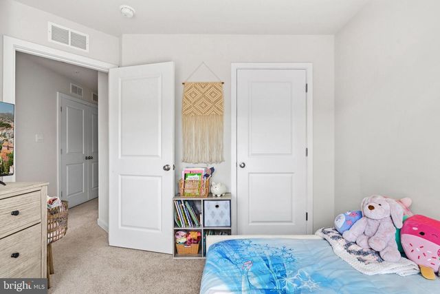 369 SOFT RUSH LN, La Plata, MD 20646