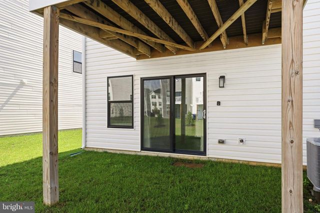 369 SOFT RUSH LN, La Plata, MD 20646