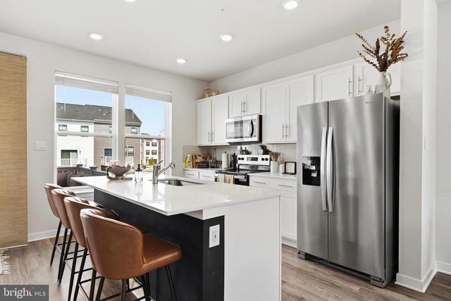 369 SOFT RUSH LN, La Plata, MD 20646