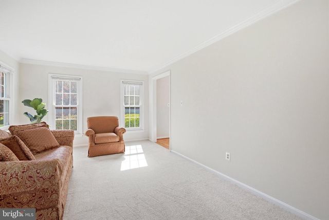 6322 GLENBARD RD, Burke, VA 22015