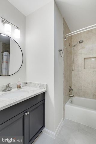 6322 GLENBARD RD, Burke, VA 22015
