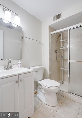 6322 GLENBARD RD, Burke, VA 22015
