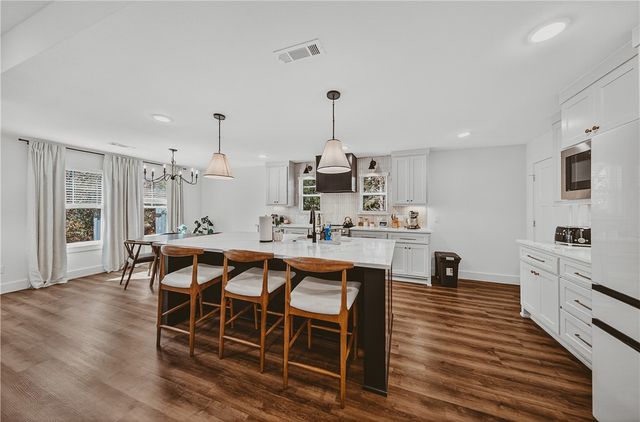 11 Kirkliston Lane, Bella Vista, AR 72715