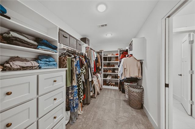 11 Kirkliston Lane, Bella Vista, AR 72715