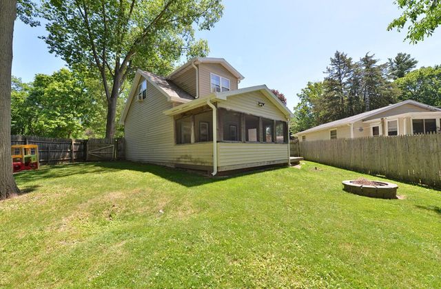 2513 Mason STREET, Delavan, WI 53115