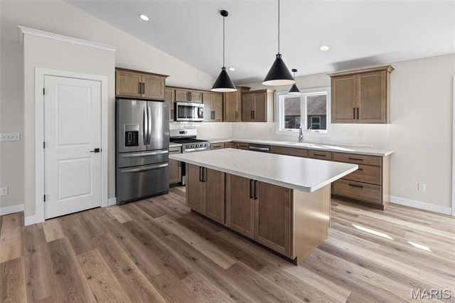 1009 Pennsylvania Avenue, New Baden, IL 62265