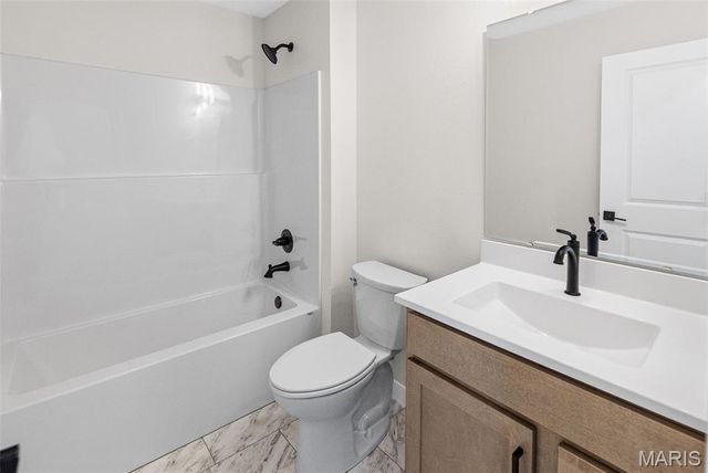 1009 Pennsylvania Avenue, New Baden, IL 62265