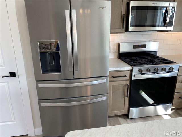 1009 Pennsylvania Avenue, New Baden, IL 62265