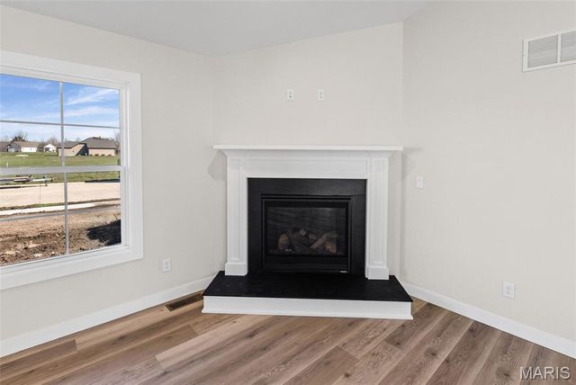 1009 Pennsylvania Avenue, New Baden, IL 62265