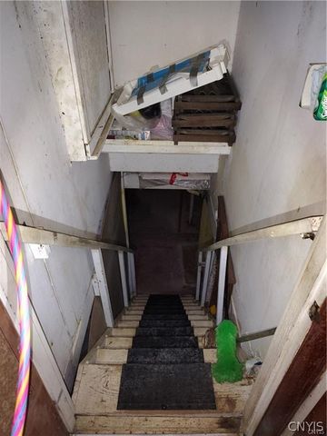 6068 Shed Road, Westmoreland, NY 13440