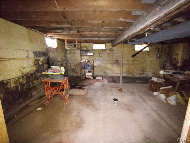 6068 Shed Road, Westmoreland, NY 13440