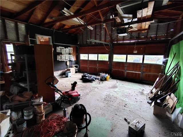 6068 Shed Road, Westmoreland, NY 13440