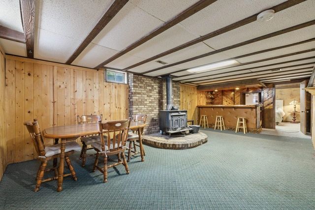 2512 6th St NW, Minot, ND 58703