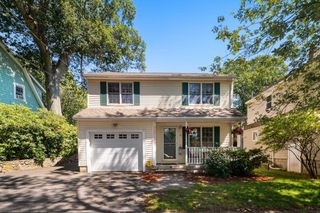 19 Draper St, Medford, MA 02155