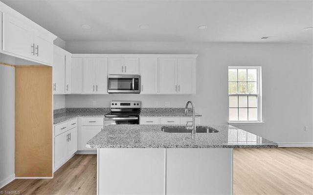 3514 Chevy Chase Street, Winston-salem, NC 27107