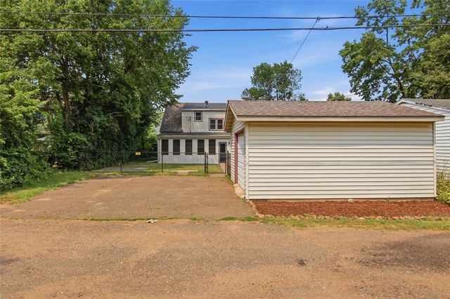 311 W Spruce Street, Chippewa Falls, WI 54729