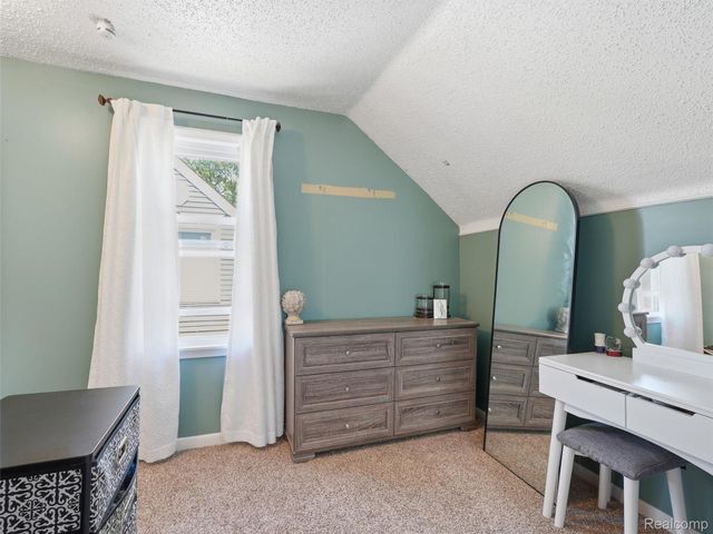 433 Dewey Street, Royal Oak, MI 48067
