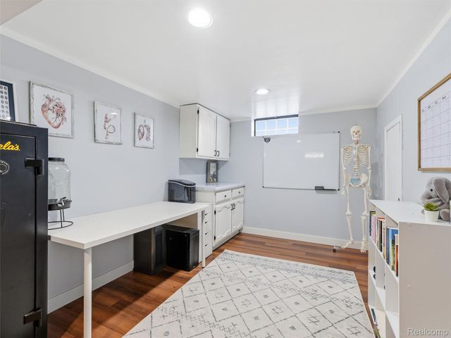 433 Dewey Street, Royal Oak, MI 48067