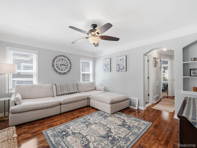 433 Dewey Street, Royal Oak, MI 48067