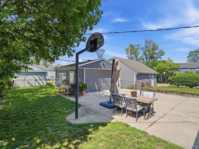 433 Dewey Street, Royal Oak, MI 48067