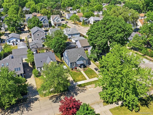433 Dewey Street, Royal Oak, MI 48067