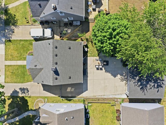 433 Dewey Street, Royal Oak, MI 48067