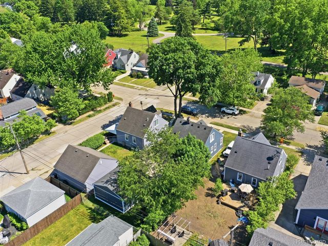 433 Dewey Street, Royal Oak, MI 48067