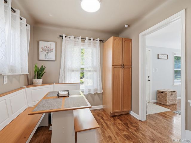 433 Dewey Street, Royal Oak, MI 48067