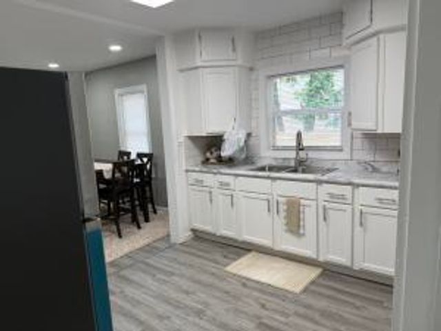 1008 Cooper Avenue, Kalamazoo, MI 49048