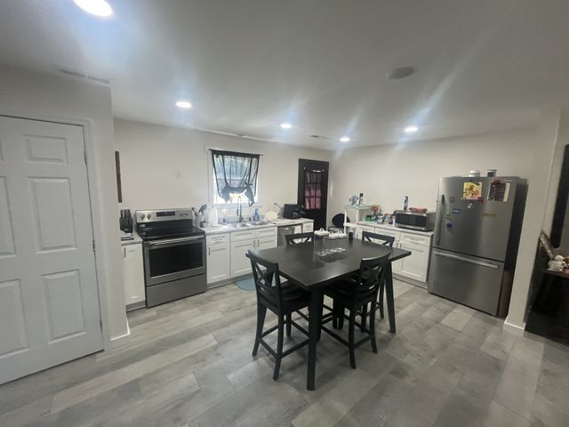623 Walnut St, Waynesboro, TN 38485