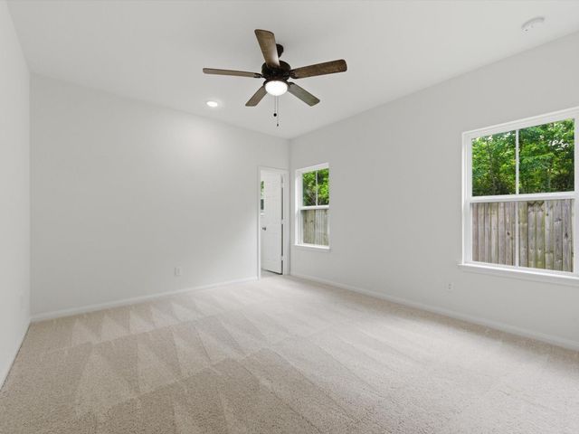 2819 Pine Estate Lane, Houston, TX 77014